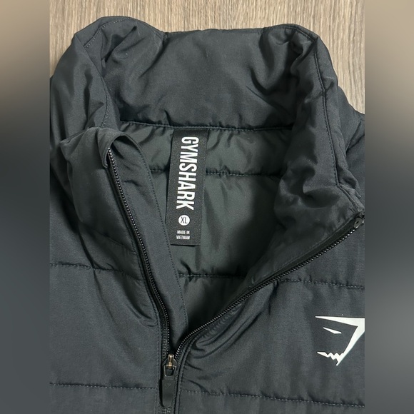 Gymshark Puffer Jacket - Picture 3 of 4
